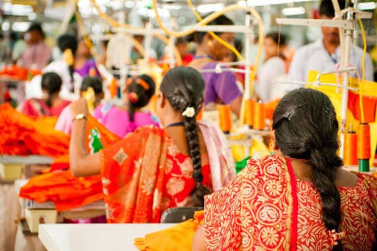 India-and-its-position-in-Textile-Outsourcing